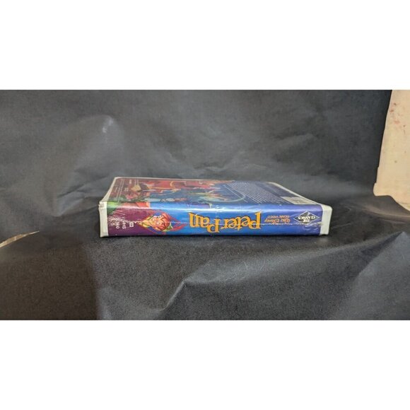 Walt Disney's Classic Peter Pan VHS Tape Sealed Clamshell Case Original $24.99 R - Picture 4 of 9